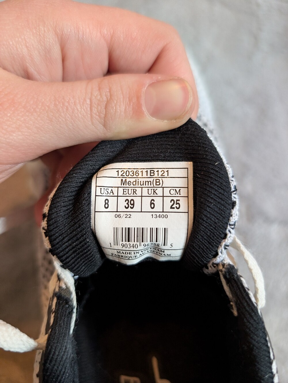 Brooks Lightweight Breathable Running Shoes - White/Black - Picture 3 of 5